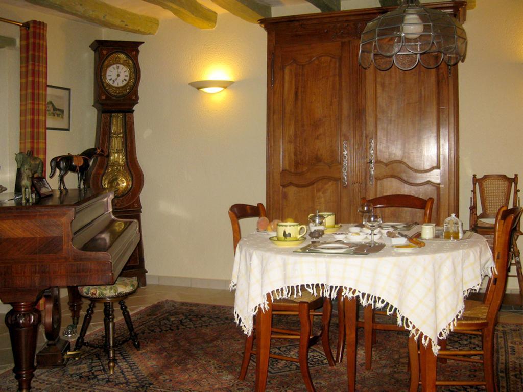 La Butte De Gohier Bed and Breakfast Blaison Eksteriør billede